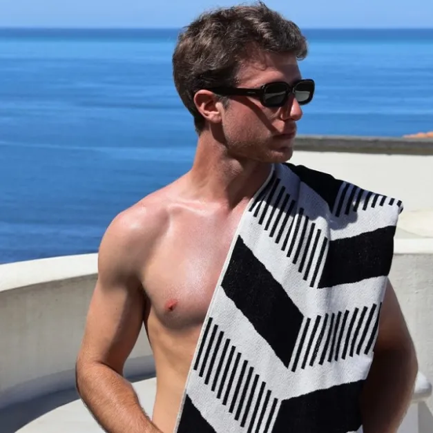 Maison Jean-Vier Drap de plage Noir