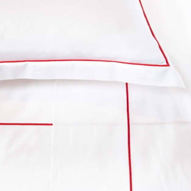 Maison Jean-Vier Drap en satin de coton broderie rouge