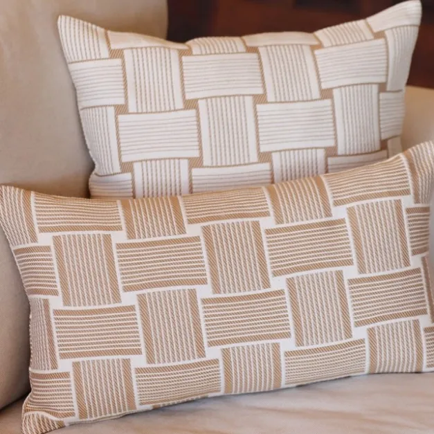 Maison Jean-Vier Housse de coussin Beige
