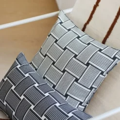 Maison Jean-Vier Housse de coussin Noir