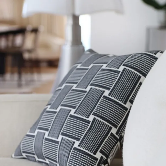 Maison Jean-Vier Housse de coussin Noir