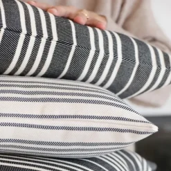 Maison Jean-Vier Housse de coussin Noir