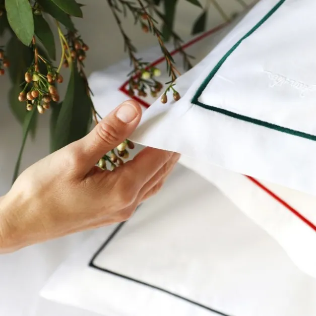 Maison Jean-Vier Lot de 2 taies d'oreiller avec broderie vert foncé