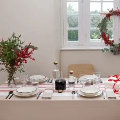 Maison Jean-Vier Nappe beige et rouge à rayures en coton