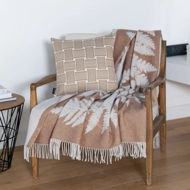 Maison Jean-Vier Plaid beige en cachemire et laine motif fougère